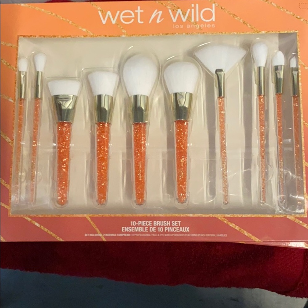 Wet n wild 10 piece brush set